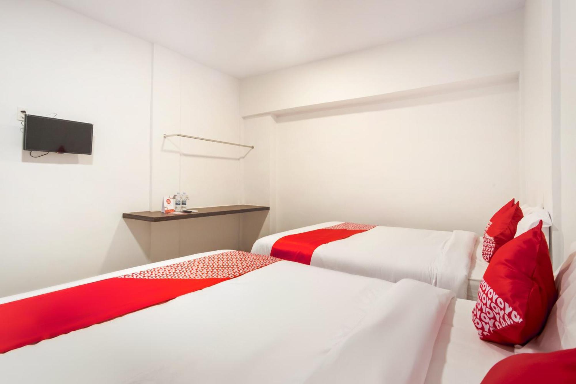 Hotel O Metropolitan Homestay Near Komplek Asia Megamas Medan Exterior photo